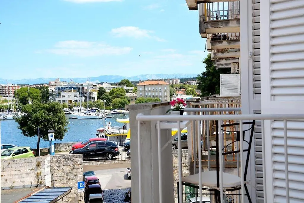 Twins Old Town Apartments Zadar