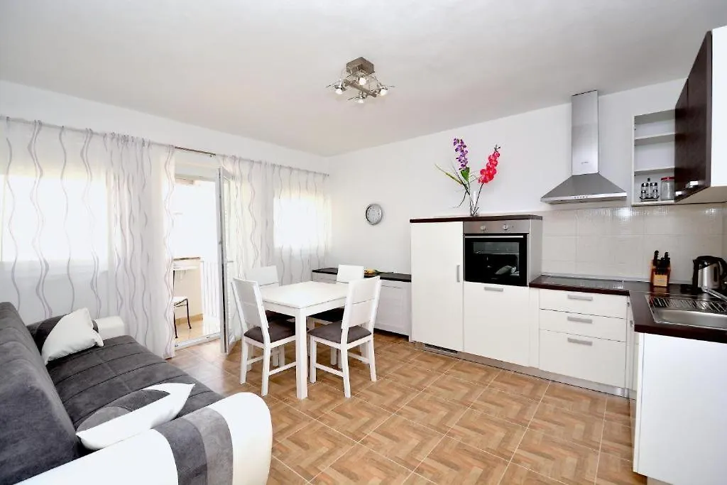 Twins Old Town Apartments Zadar Croatia